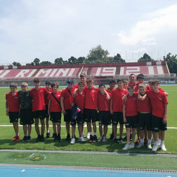 Anche quest’anno i Dirigenti di alcune categorie hanno organizzato e iscritto le loro squadre a Tornei fuori porta: 2010 Rimini, 2008/09/11/13 Cervia, 2012 Valpolicella e 2007 Lignano Sabbiadoro