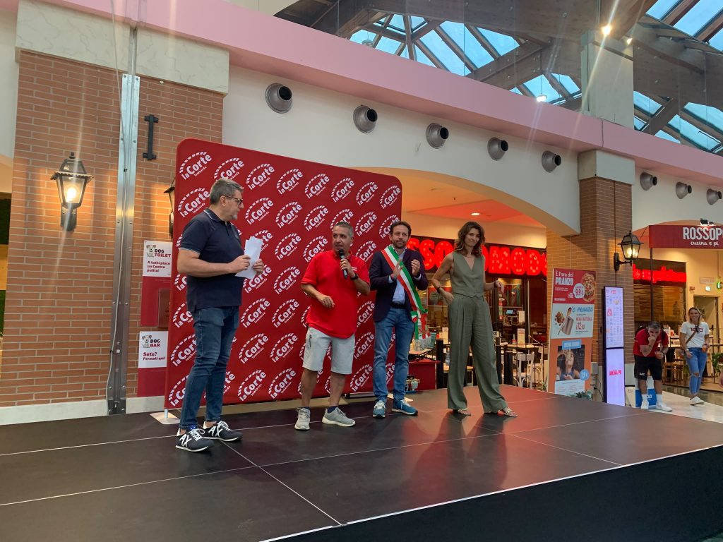 Grande successo per la presentazione ufficiale delle nostre squadre USD Nuova Frontiera!❤️🤍❤️